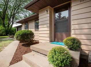 2211 W 13th St, Davenport, IA 52804