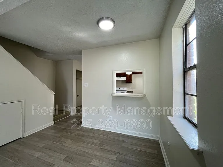 750 Hospital Rd #O-4 — Photo 6