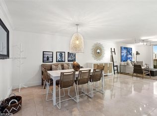 2401 Collins Ave APT 909, Miami Beach, FL 33140