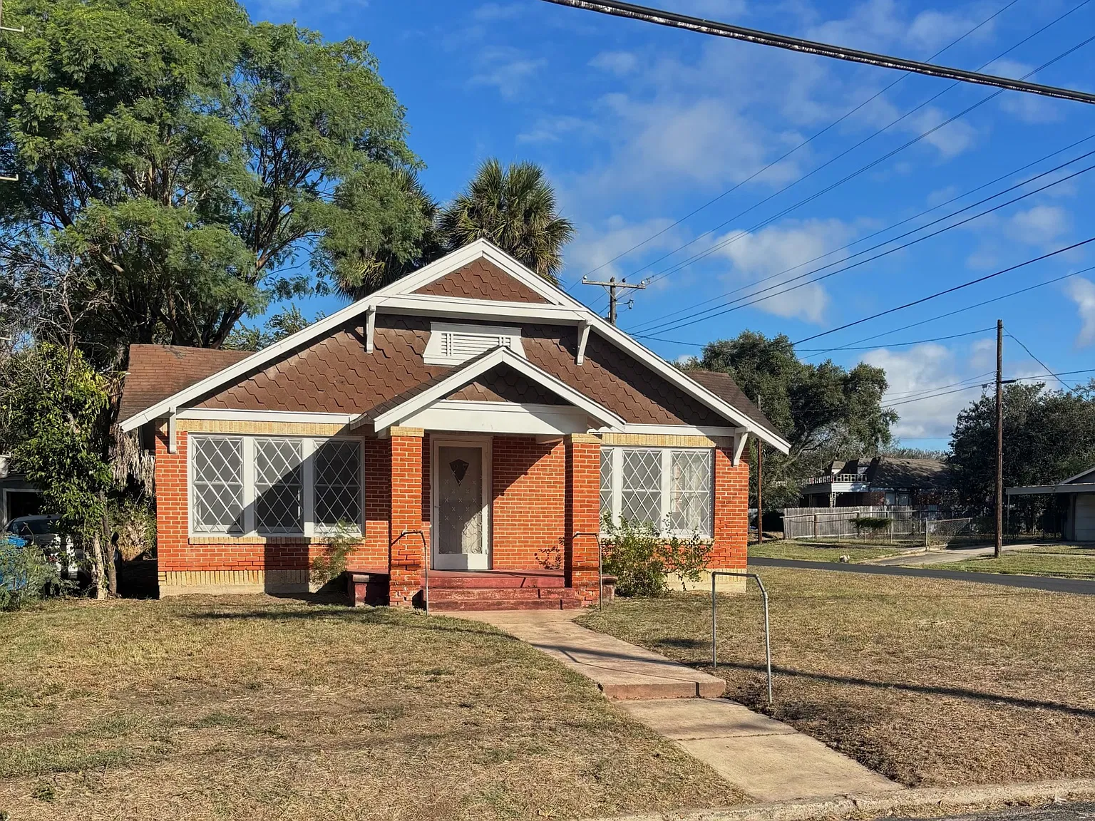 3 bed, 1368 sqft, $1,475 — Photo 1