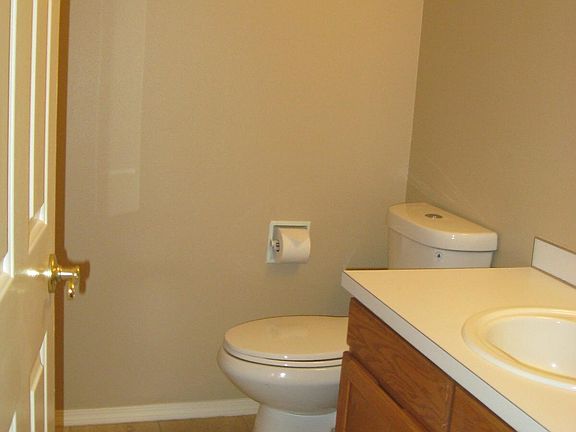 4th image of 7205 NE 14th Ct