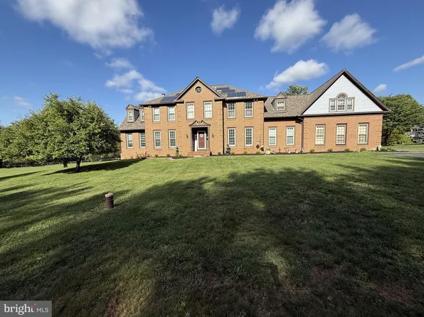 21900 Huntmaster Dr, Gaithersburg, MD 20882