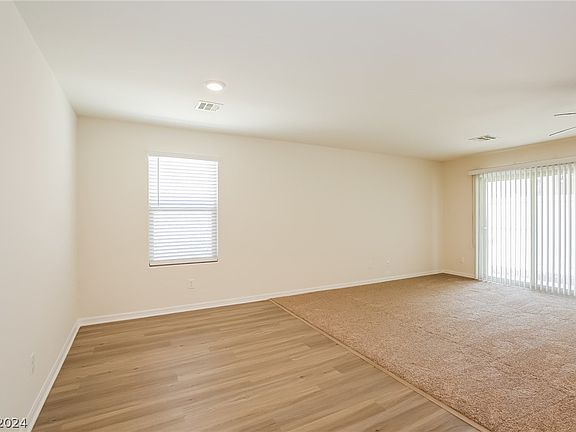 5th image of 618 El Gusto Ave