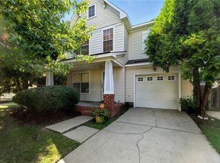 329 Pointe Ct, Newport News, VA 23601