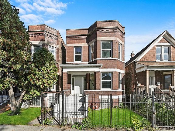 3rd image of 5941 S Justine St