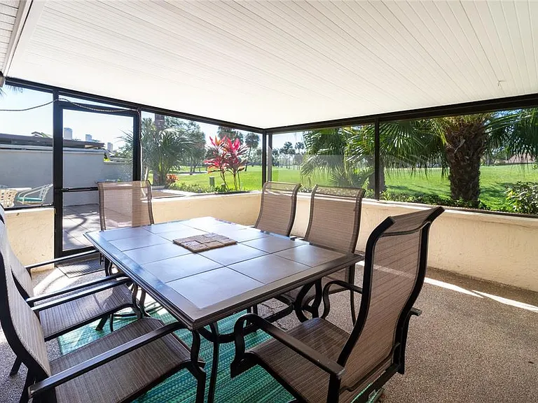 4660 La Jolla Dr — Photo 26