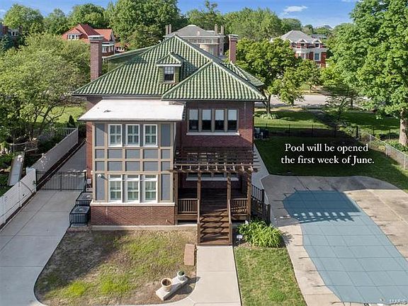 2nd image of 3216 Hawthorne Blvd