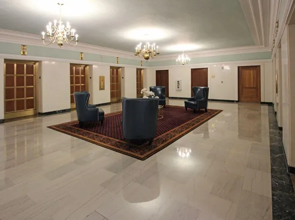 Residences at Leader