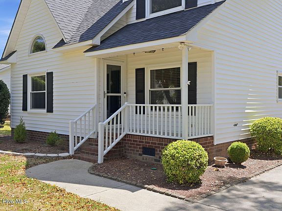 2nd image of 2117 Canyon Drive