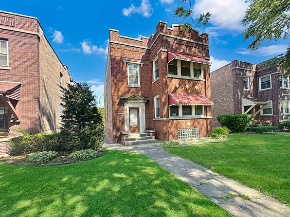 12707 Maple Ave, Blue Island, IL 60406