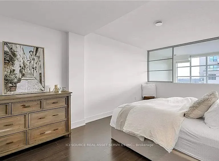 2 bed, $4,050 — Photo 2