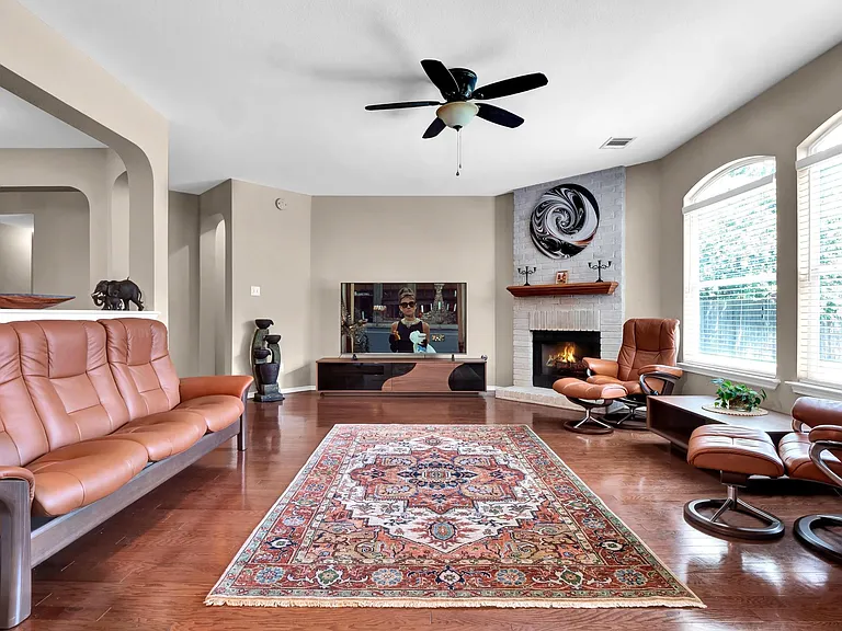3339 Rod Carew Dr — Photo 9