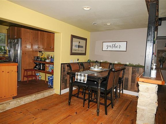 4th image of 4101 Brookwood Dr