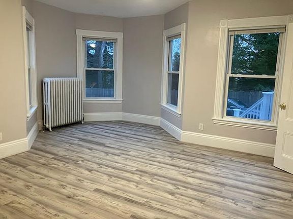 5th image of 414 Lafayette St #1