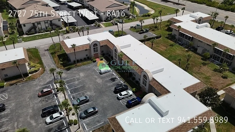 1 bed, 1.5 bath, 745 sqft, $1,350 — Photo 2