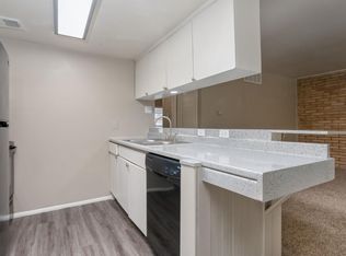 Premier Gardens Apartments, Fort Worth, TX 76107