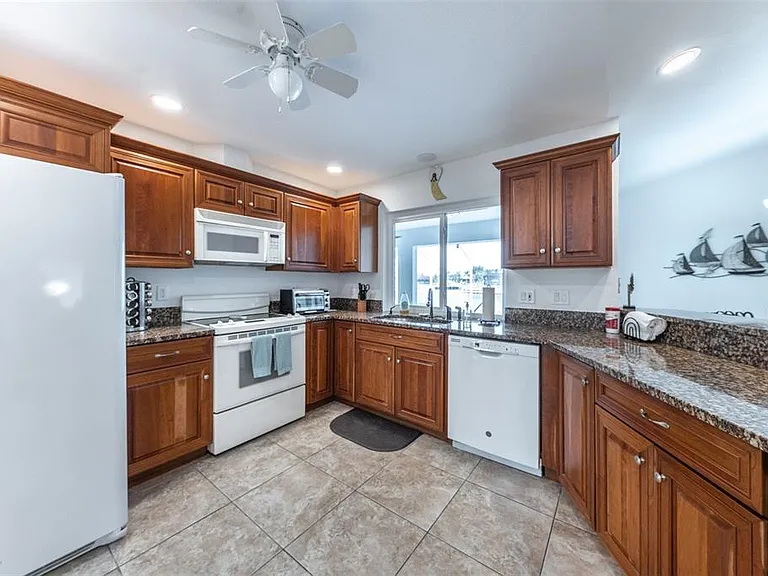 2572 Brazilia Ct — Photo 26