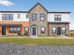 4967 N Beach Dr, Idaho Falls, ID 83401