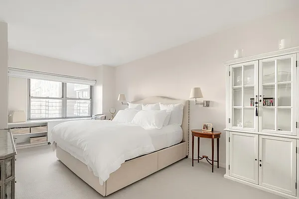 Sold by Compass | media 6