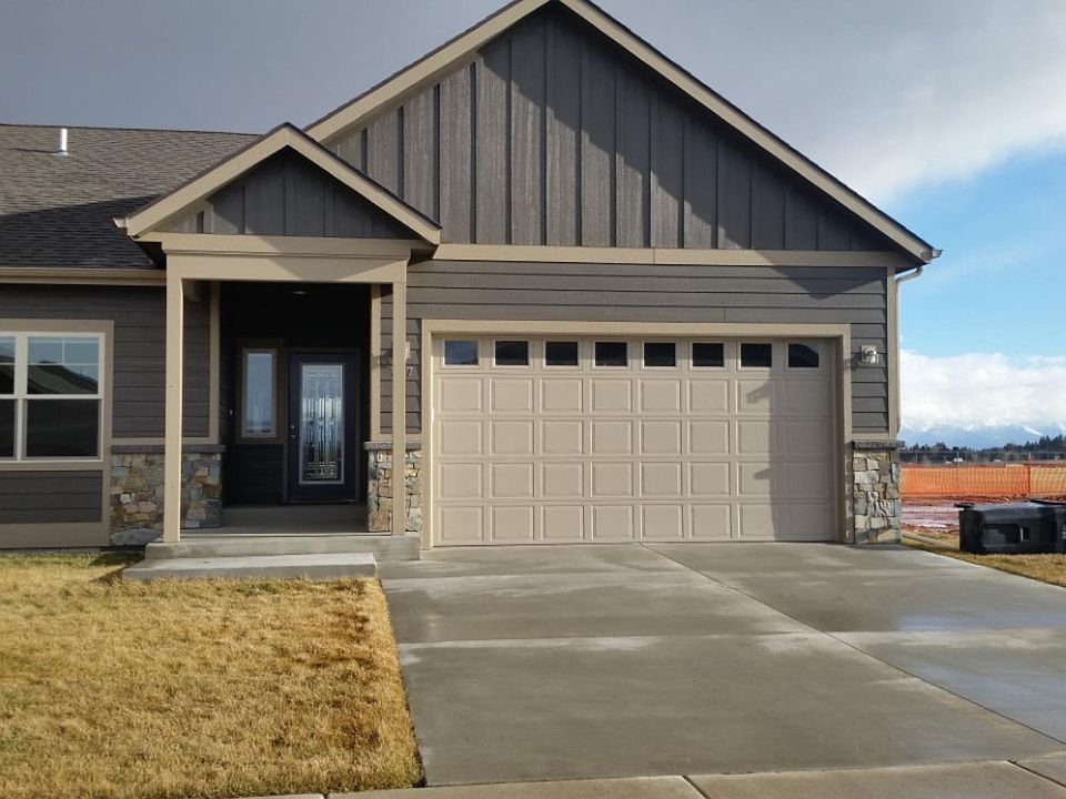 Bloomstone Goldenleaf Plan  Front View - Photo of Similar Home - 783 Foxglove will be a mirror image of this plan