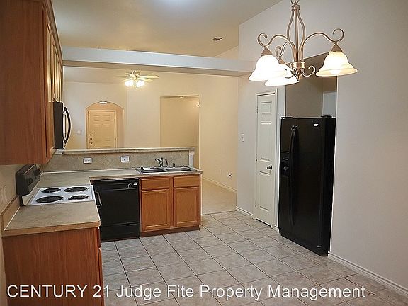 4th image of 9016 Wild Rose Ln