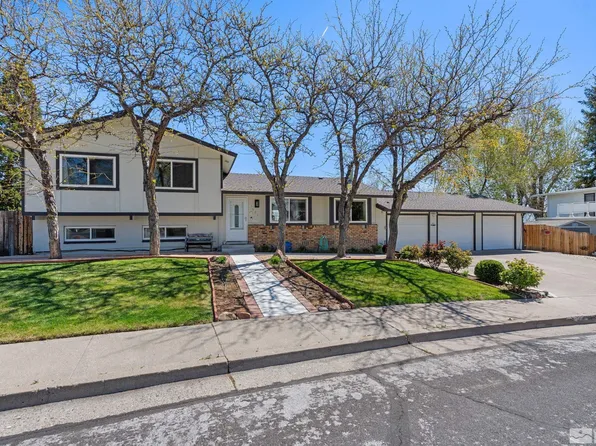1690 Rayburn Dr, Reno, NV 89503