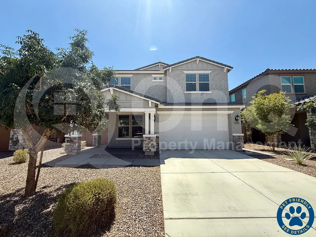 5 bed, 3.0 bath, 3300 sqft, $3,000 — Photo 1