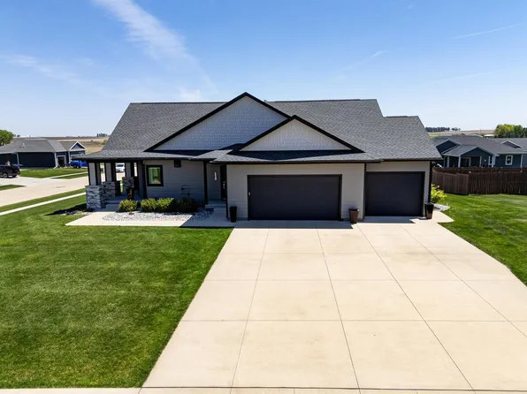 110 Partridge Ln, Hudson, IA 50643
