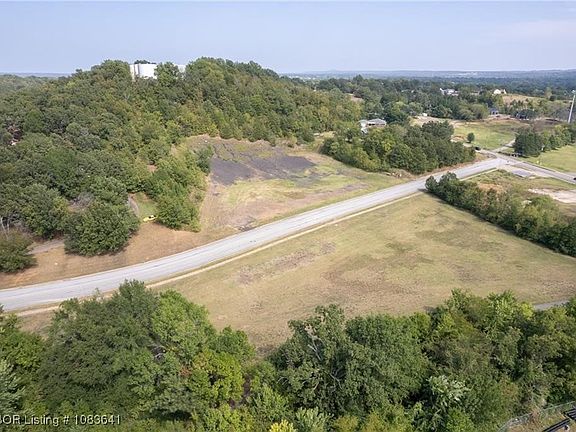 4th image of N Jones Rd