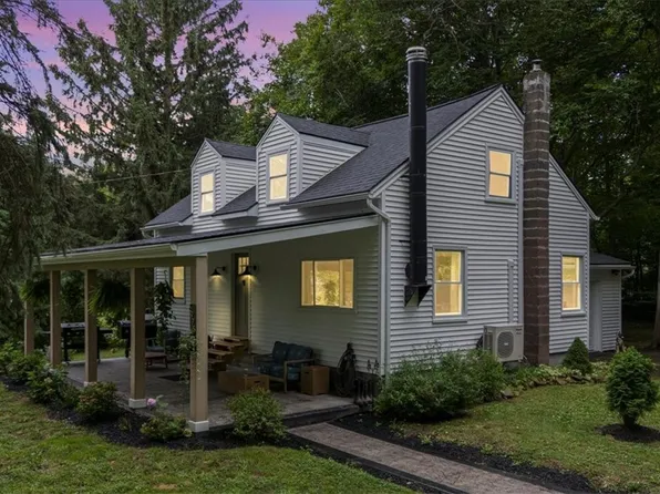 6975 Stoney Lonesome Rd, Williamson, NY 14589