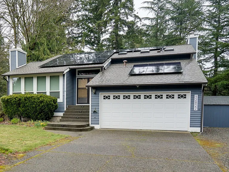 12822 SE 235th Pl — Photo 1