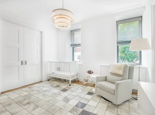 235 West 75th Street image 9 of 12