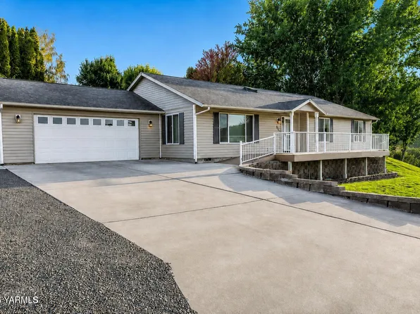 320 Westridge Rd, Selah, WA 98942