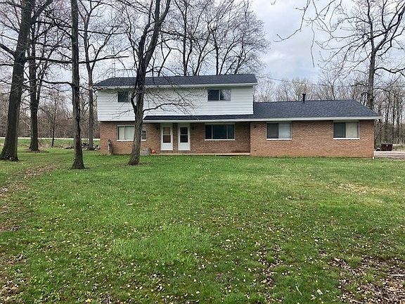 4th image of 1691 Evergreen Ave W