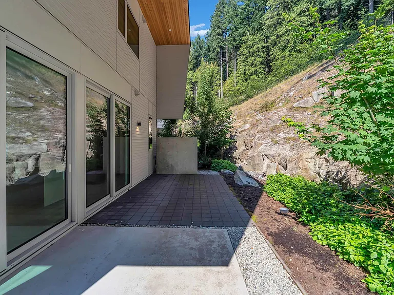 3317 Chippendale Rd — Photo 28