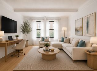 212 E 48th St APT 2E, New York, NY 10017