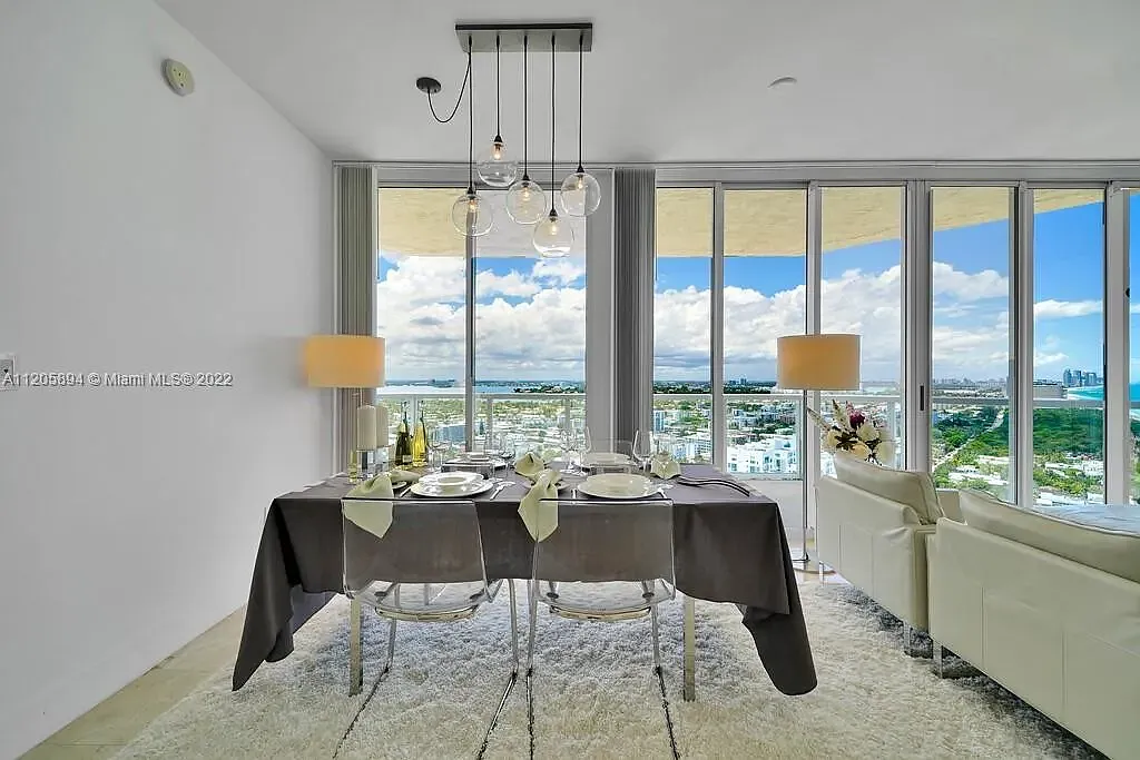 2 bed, 1410 sqft, $5,800 — Photo 4