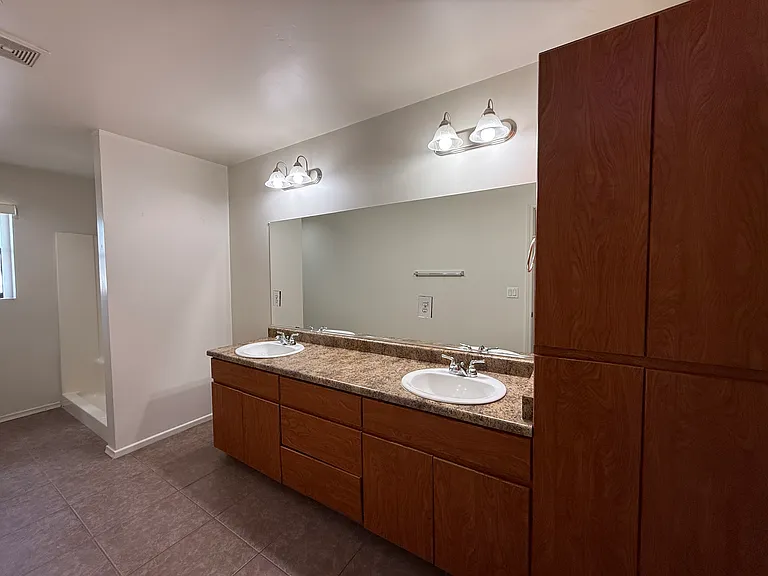 4035 N 28th St #105 — Photo 7