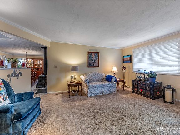 3rd image of 7380 Biscayne Ct