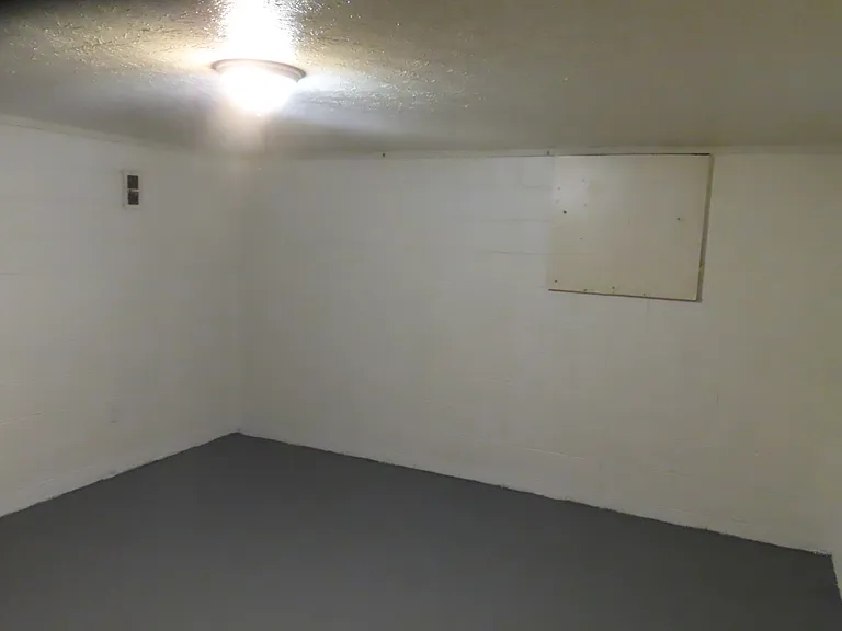 901 N Meadows Ct #D — Photo 21