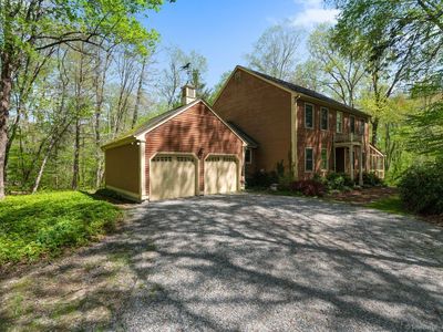 8 King James Drive, East Lyme, CT, 06333