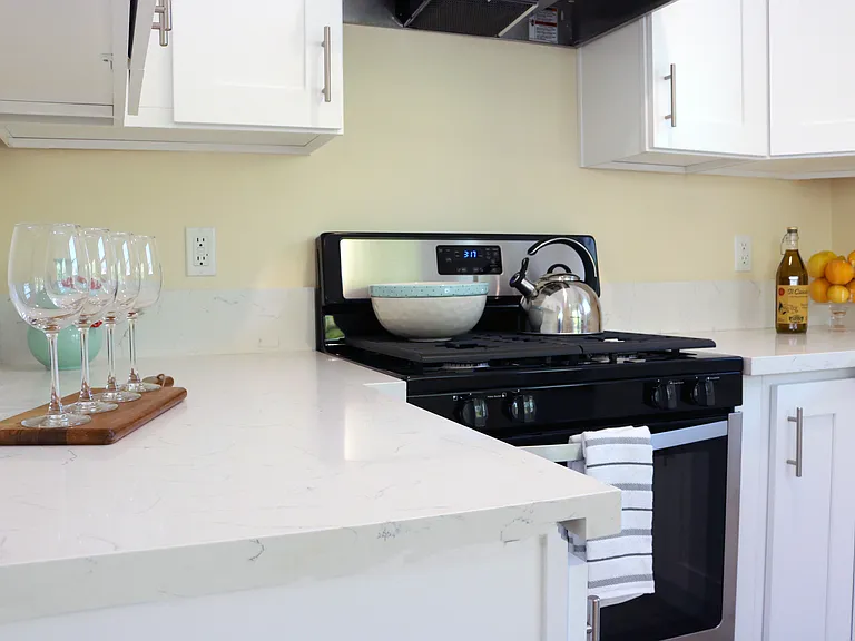 1155 N Columbus Ave #A — Photo 1