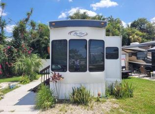 1200 Easy St, Fort Myers, FL 33905