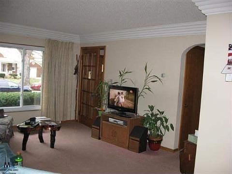3rd image of 22010 Oconnor St
