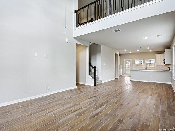 4th image of 11511 Cottage Point