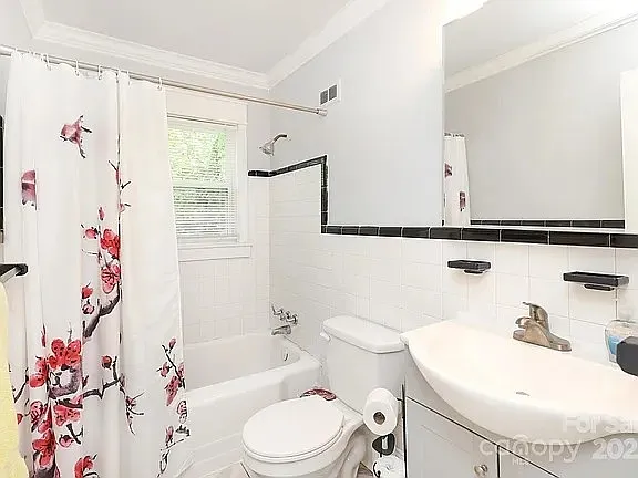 1820 Kensington Dr — Photo 13
