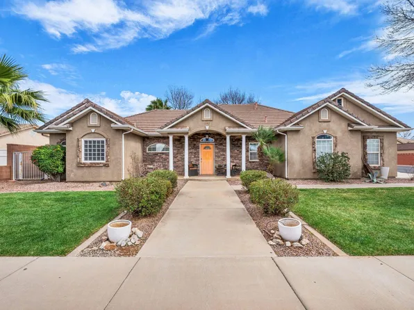 1045 S Red River Rd, Washington, UT 84780