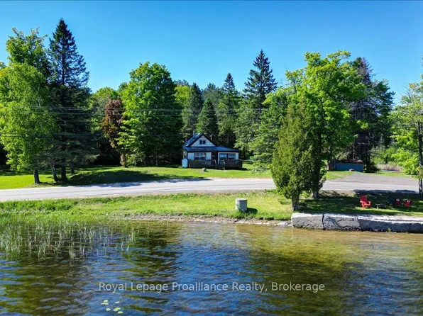 348 Steenburg Lake Rd N, Limerick, ON K0L 1W0