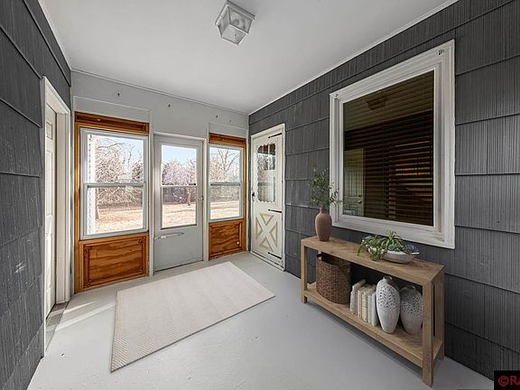 5th image of 203 Thayer Ave