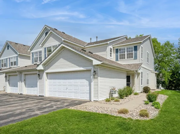 1005 Providence Dr, Shakopee, MN 55379